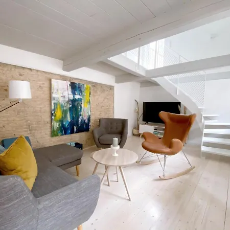 Grosse 73, Apartment