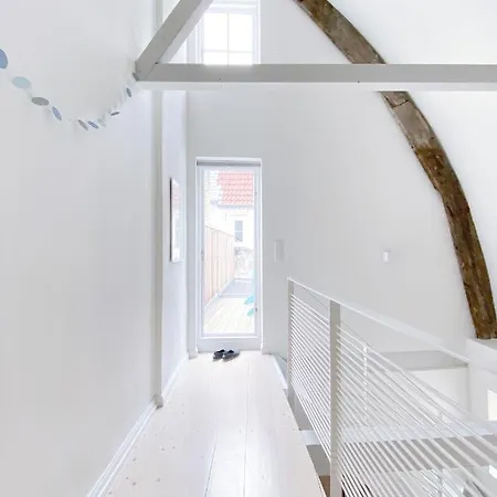 Grosse 73, * Flensburg