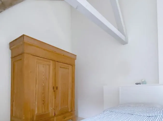 Grosse 73, * فلنسبورغ