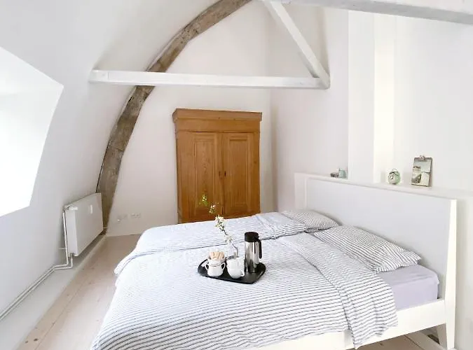 Grosse 73, فلنسبورغ